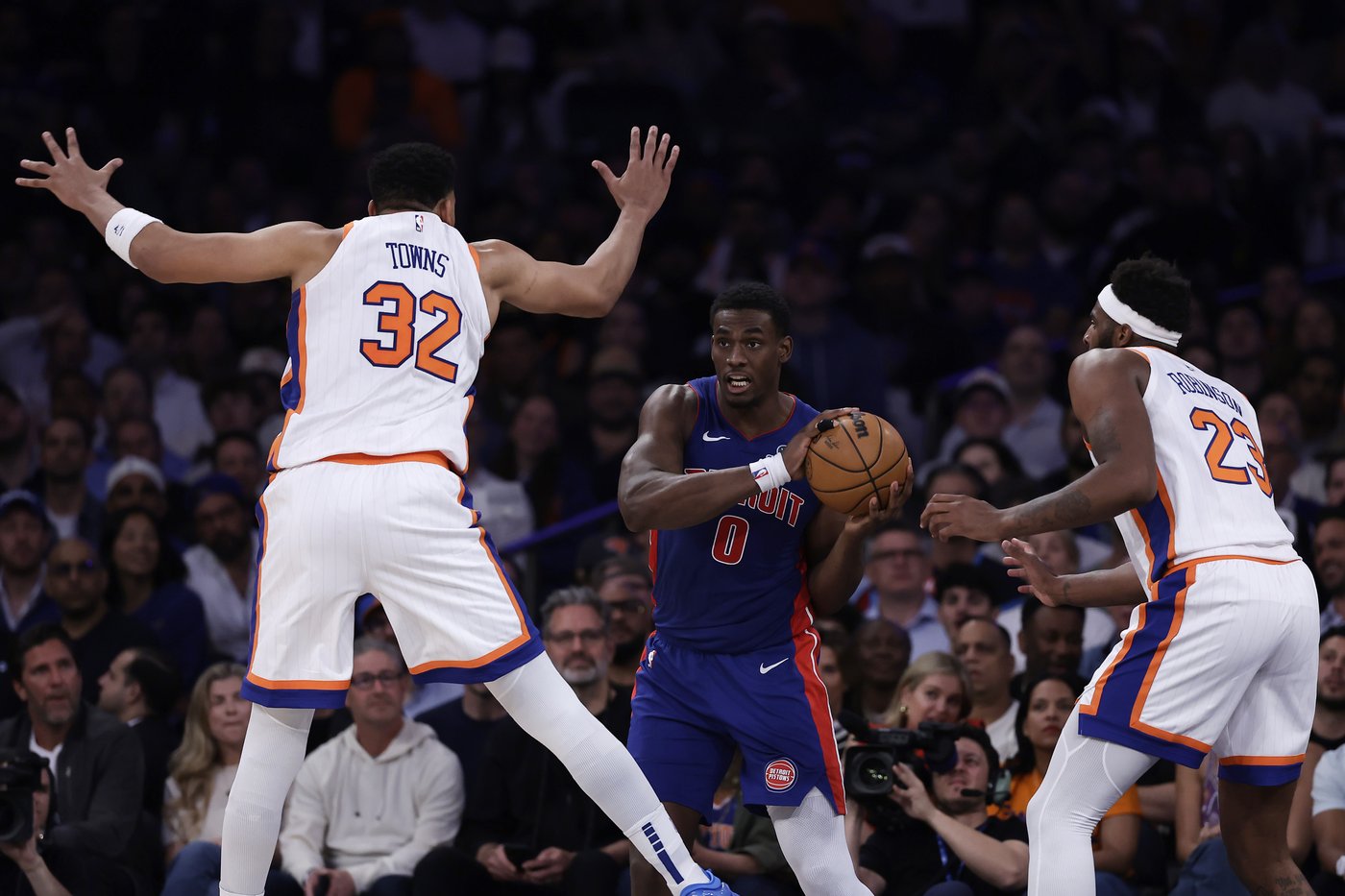 Pistons beat Knicks 106-103 in Game 5 to stay alive in the first-round series | iNFOnews.ca Pistons beat Knicks 106-103 in Game 5 to stay alive in the first-round series | iNFOnews.ca