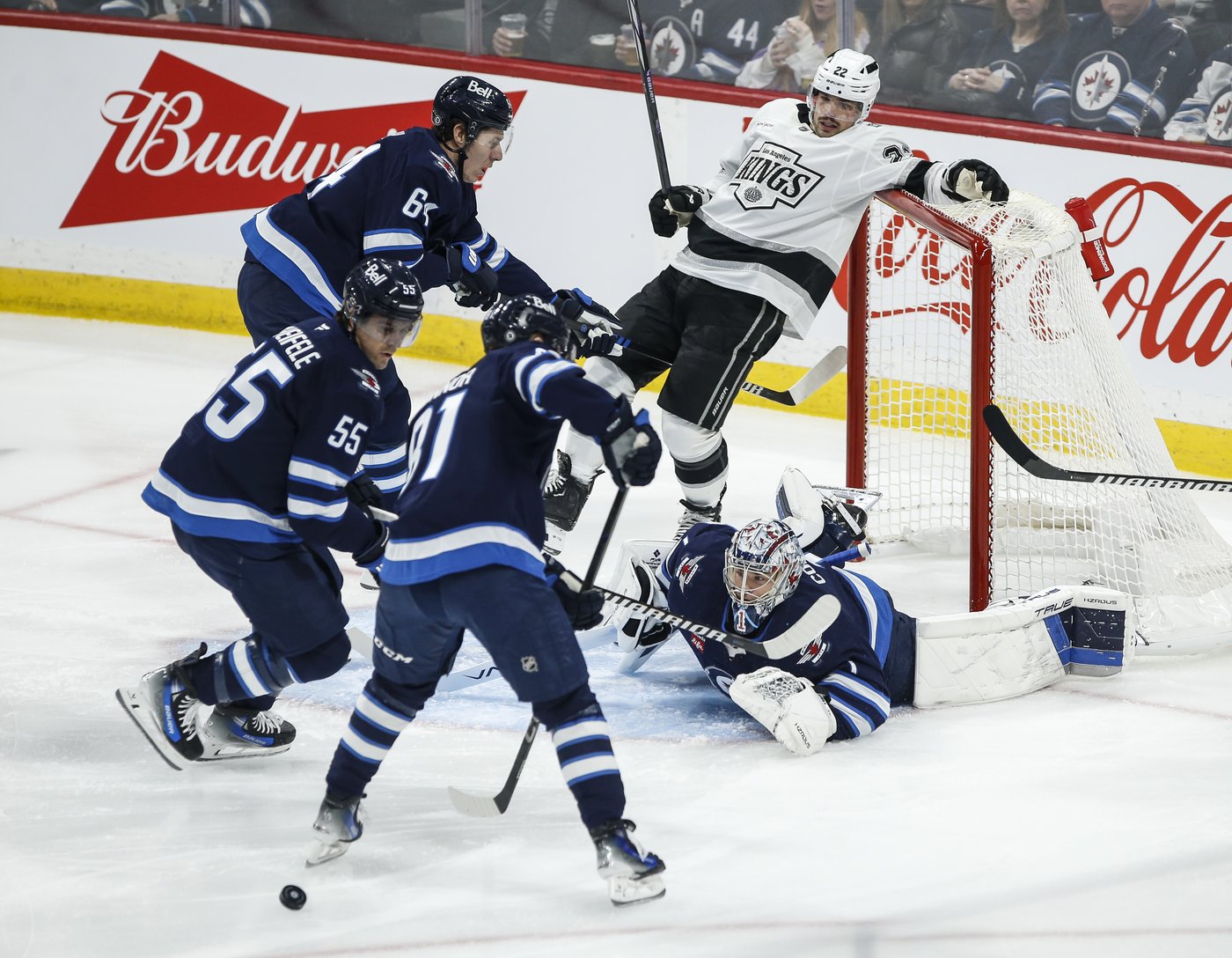 Kempe nets OT winner as Kings ground Jets 2-1 | iNFOnews.ca
