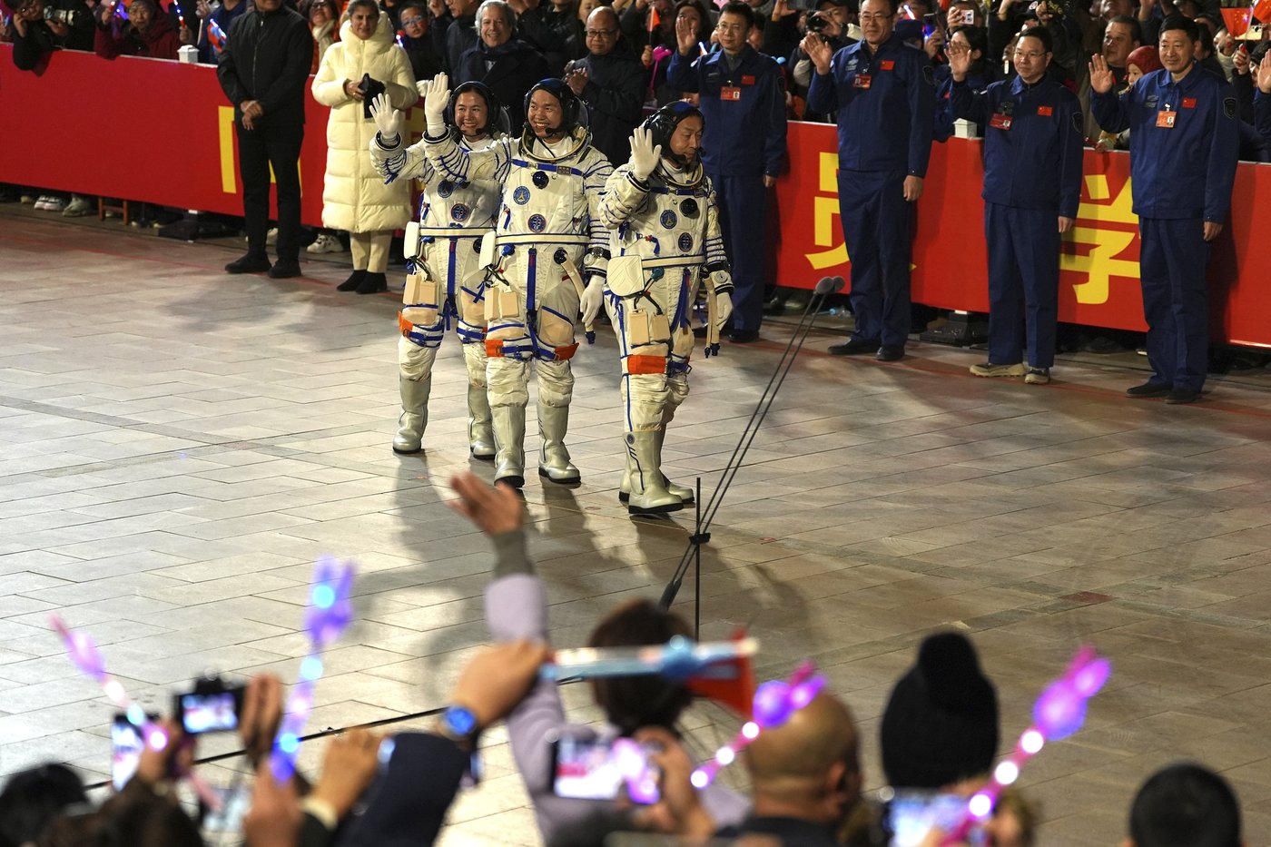 China's new crew has arrived at space station in sign of growing influence in space field | iNFOnews.ca China's new crew has arrived at space station in sign of growing influence in space field | iNFOnews.ca