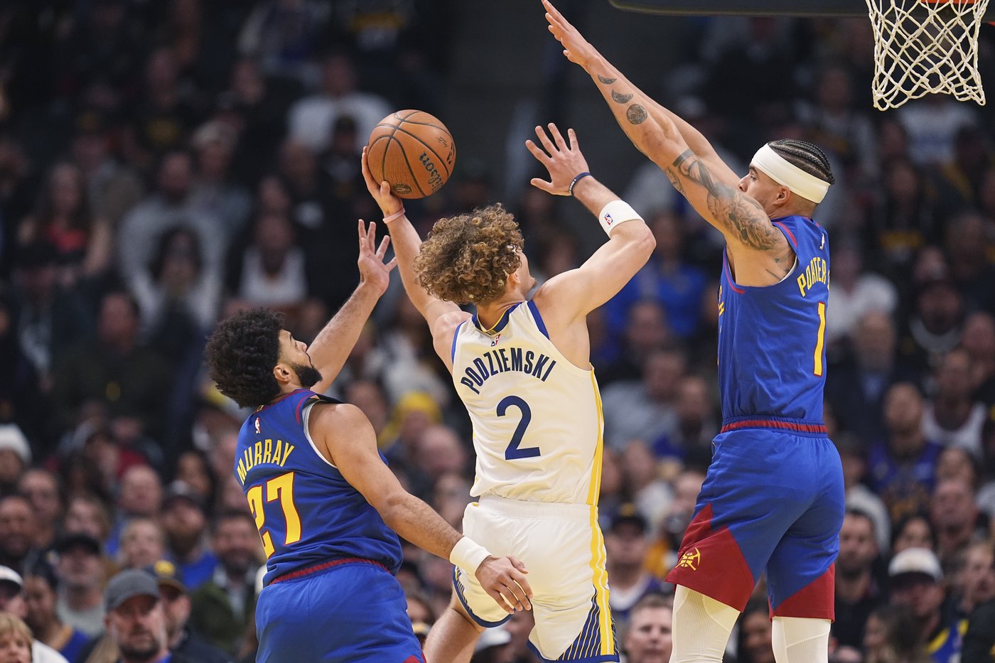 Jokic scores 38 points and helps Nuggets mount a late comeback to beat Warriors 119-115 | iNFOnews.ca