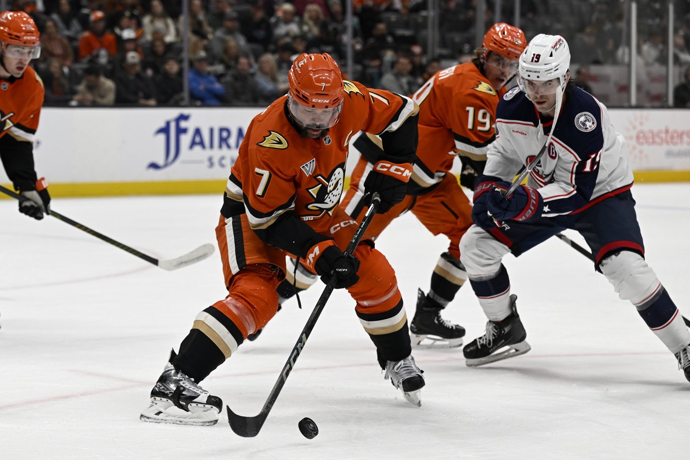 Ducks end four-game skid with 4-2 victory over Blue Jackets in John Gibson's return | iNFOnews.ca Ducks end four-game skid with 4-2 victory over Blue Jackets in John Gibson's return | iNFOnews.ca