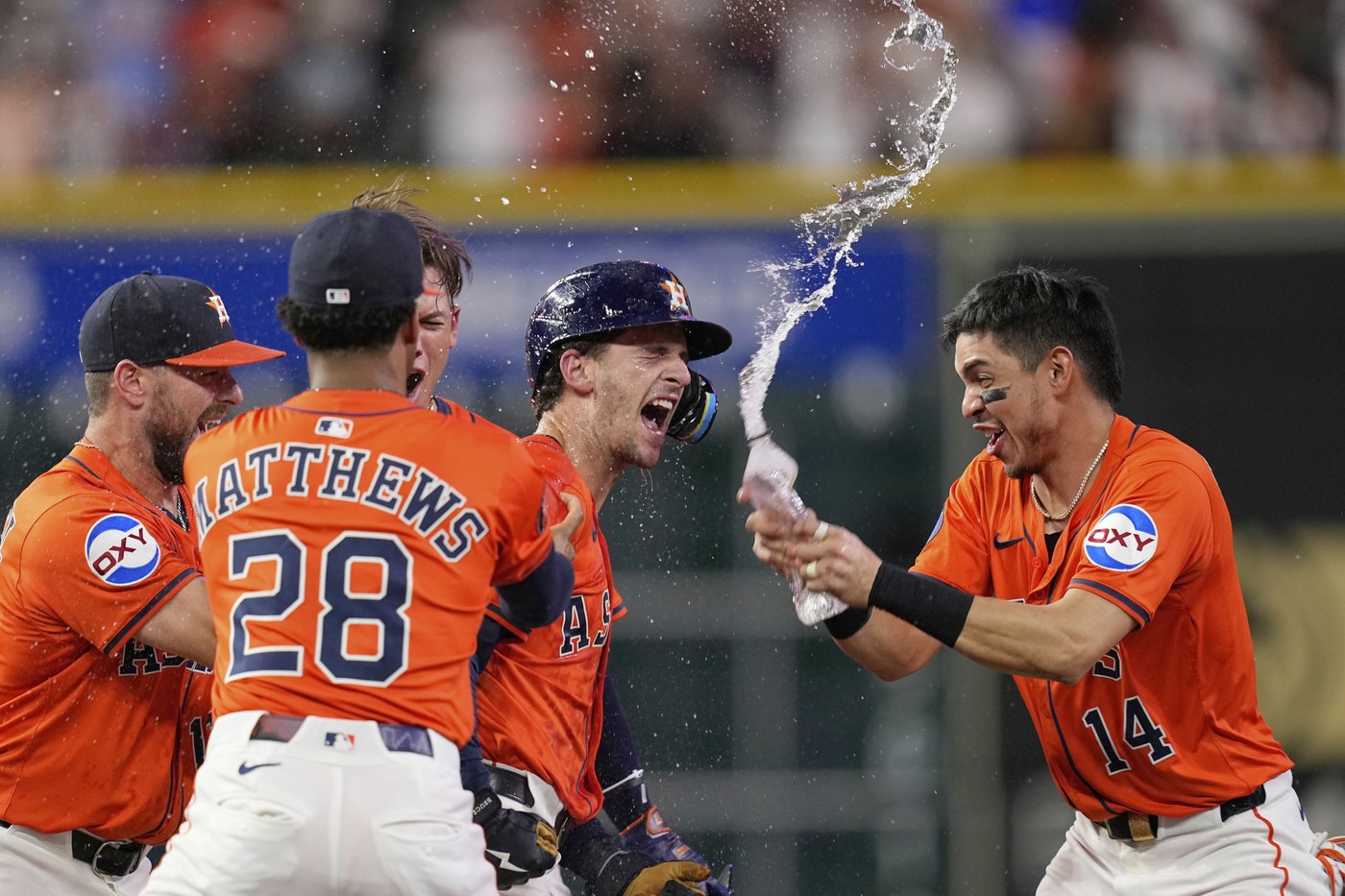 Zack Short hits an RBI single in 11th inning to lift Astros over Rangers 5-4 | iNFOnews.ca Zack Short hits an RBI single in 11th inning to lift Astros over Rangers 5-4 | iNFOnews.ca