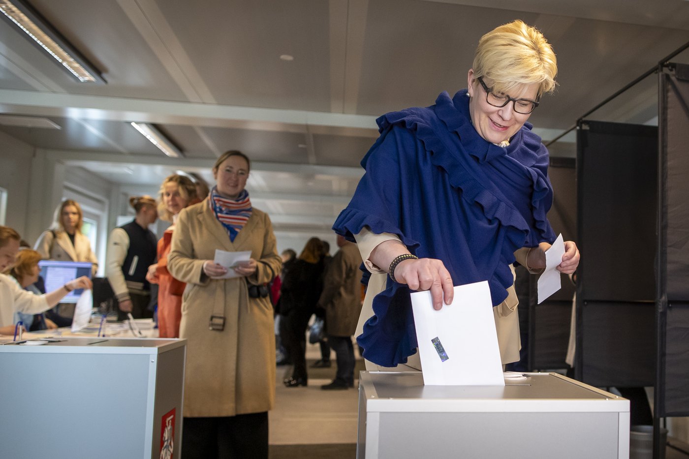 Lithuanians vote in parliamentary election with many looking for change despite a strong economy | iNFOnews.ca Lithuanians vote in parliamentary election with many looking for change despite a strong economy | iNFOnews.ca