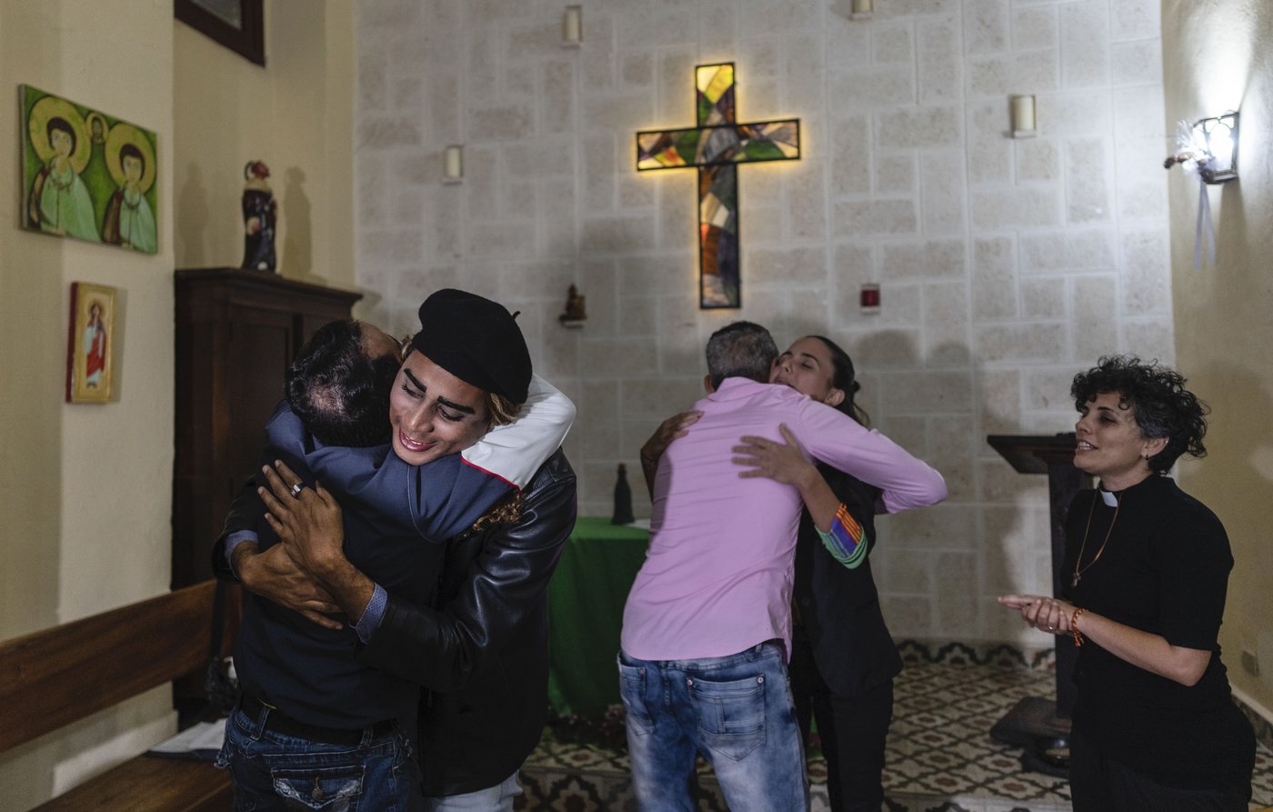 PHOTO COLLECTION: YE-Top Photos-Religion | iNFOnews.ca