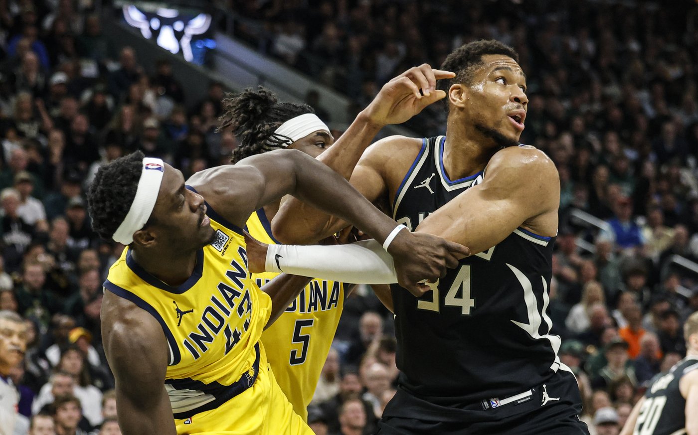 Giannis Antetokounmpo enters this offseason with a big question awaiting him. Stay or go? | iNFOnews.ca Giannis Antetokounmpo enters this offseason with a big question awaiting him. Stay or go? | iNFOnews.ca
