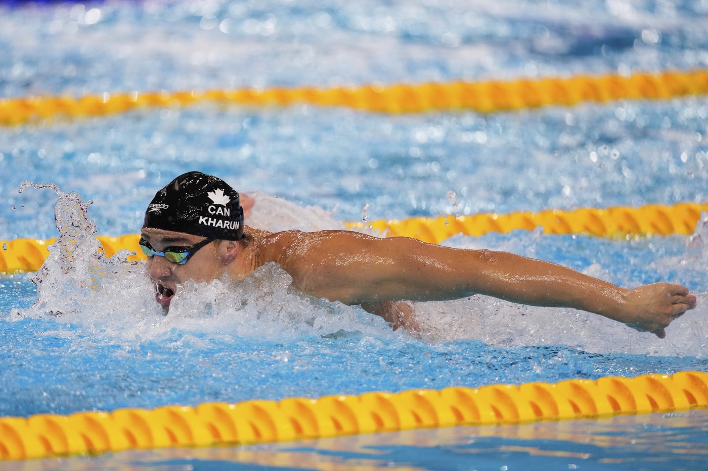 Canada earns relay bronze at world swimming championship as McIntosh eyes third gold | iNFOnews.ca