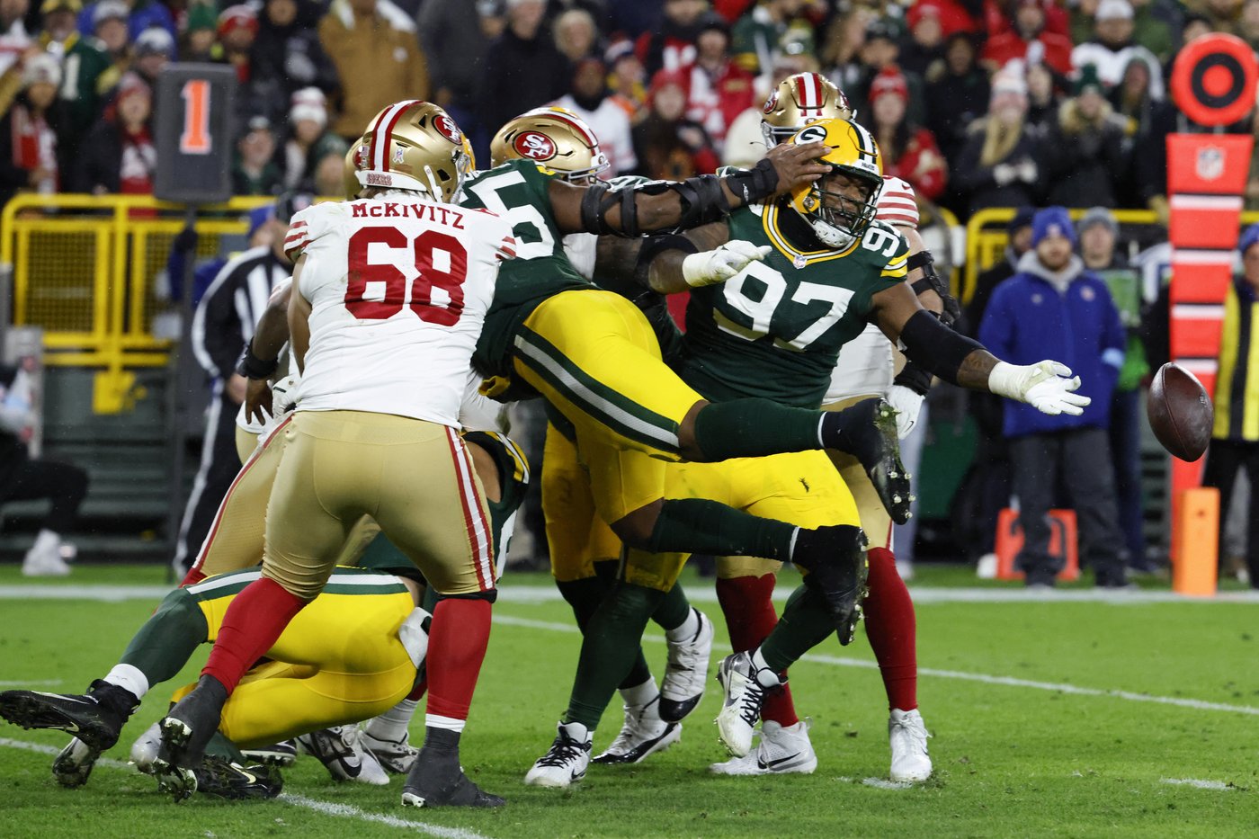 Busy schedule gives Packers no time to celebrate their lopsided win over 49ers | iNFOnews.ca Busy schedule gives Packers no time to celebrate their lopsided win over 49ers | iNFOnews.ca