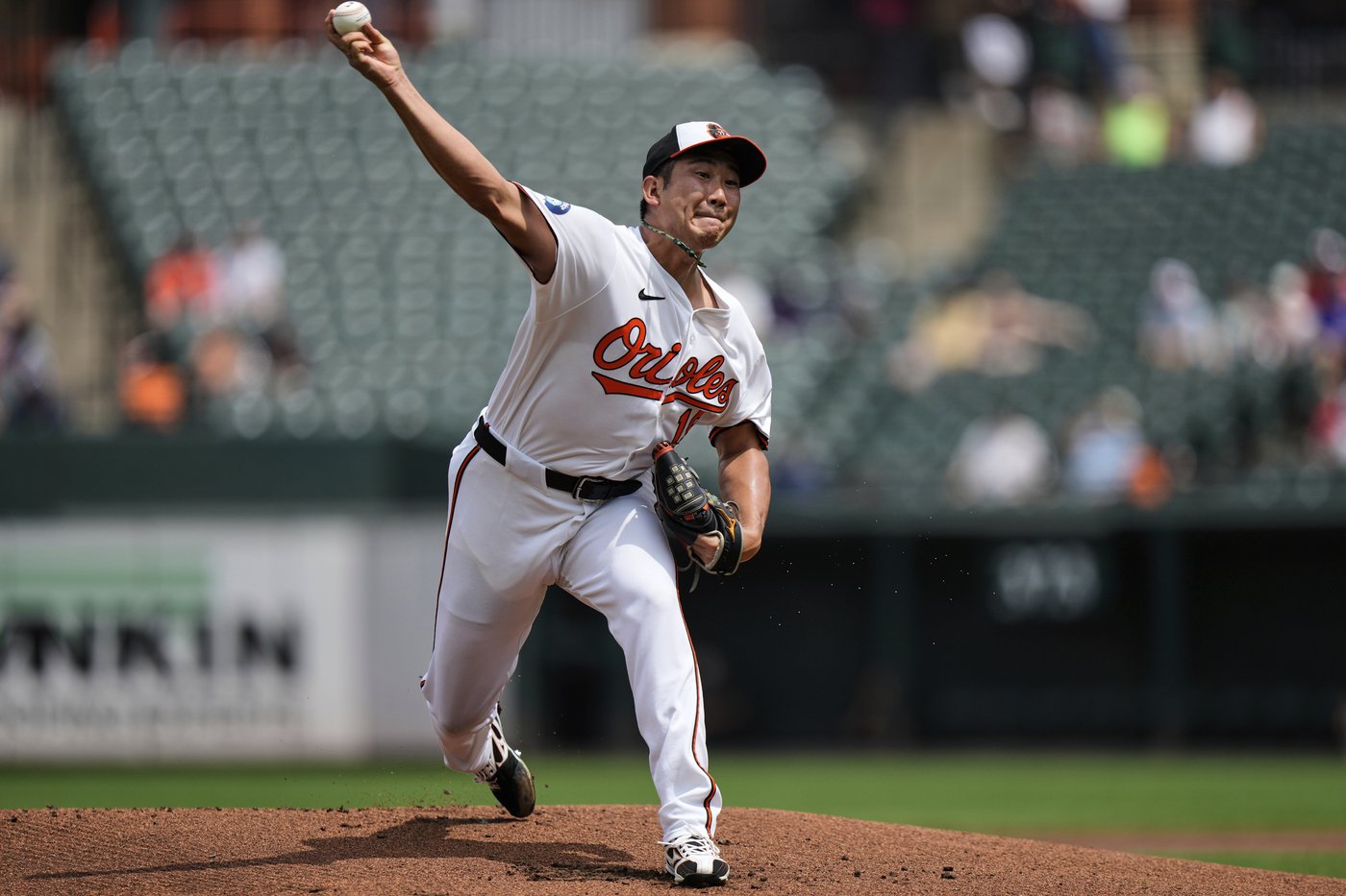 Tomoyuki Sugano earns 10th victory as Orioles outlast Mariners 5-3 after long rain delay | iNFOnews.ca