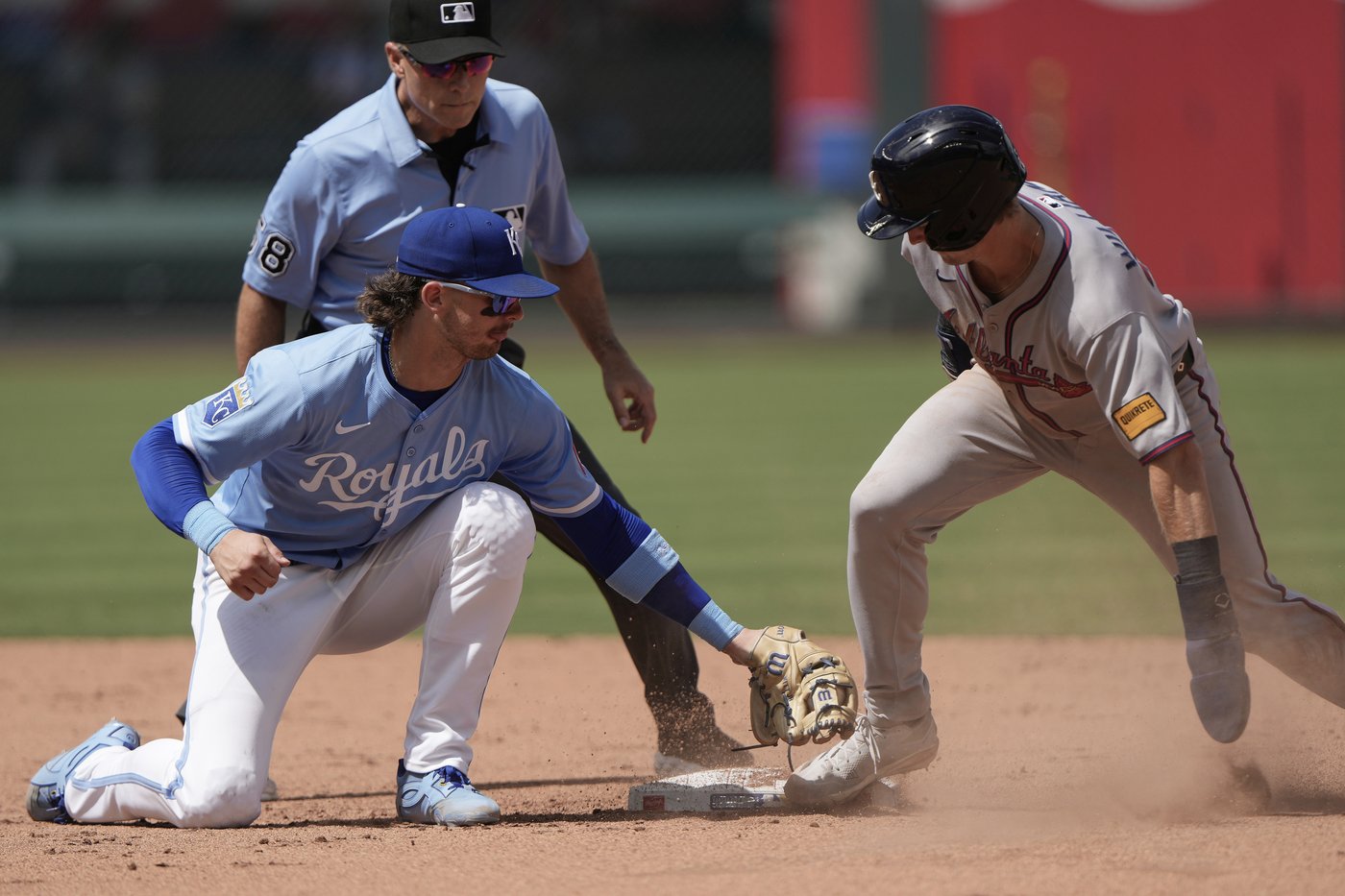 Mike Yastrzemski homers in his 1st at-bat as a Royal in 9-3 victory over the Blue Jays | iNFOnews.ca Mike Yastrzemski homers in his 1st at-bat as a Royal in 9-3 victory over the Blue Jays | iNFOnews.ca