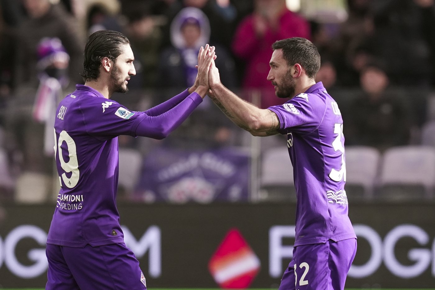 Cataldi promises hospitalized teammate Bove a goal and delivers as Fiorentina wins 8th straight | iNFOnews.ca Cataldi promises hospitalized teammate Bove a goal and delivers as Fiorentina wins 8th straight | iNFOnews.ca