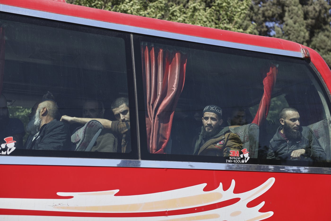 Syrian government and Kurdish-led force exchange prisoners in a step toward easing tensions | iNFOnews.ca