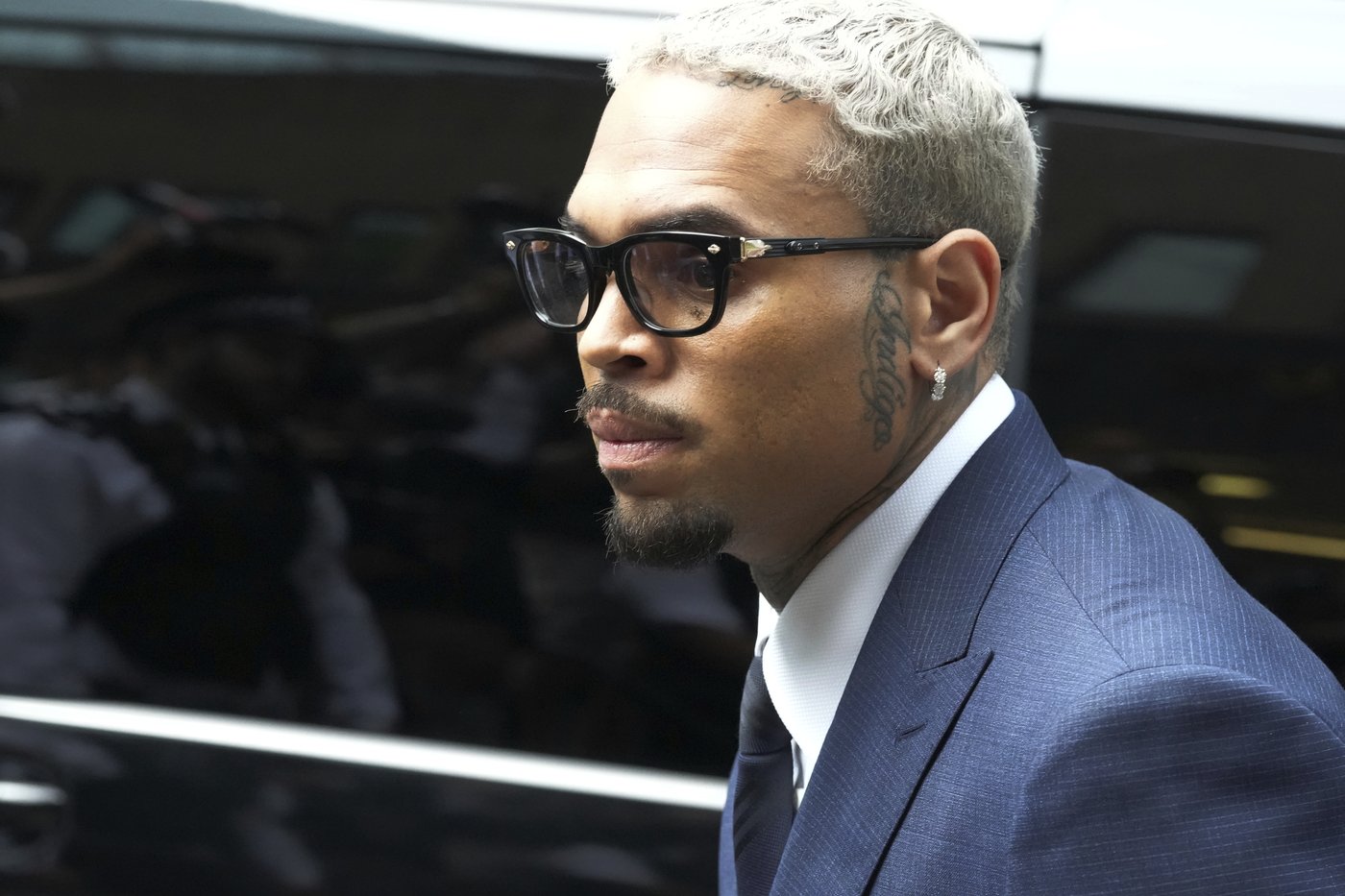 Singer Chris Brown pleads not guilty in London nightclub assault case | iNFOnews.ca Singer Chris Brown pleads not guilty in London nightclub assault case | iNFOnews.ca
