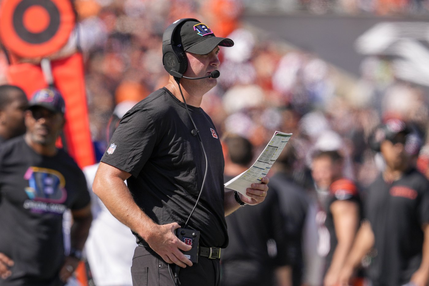 Head-scratchers by Bengals and Bills coaches in waning seconds highlight NFL's topsy-turvy Week 5 | iNFOnews.ca