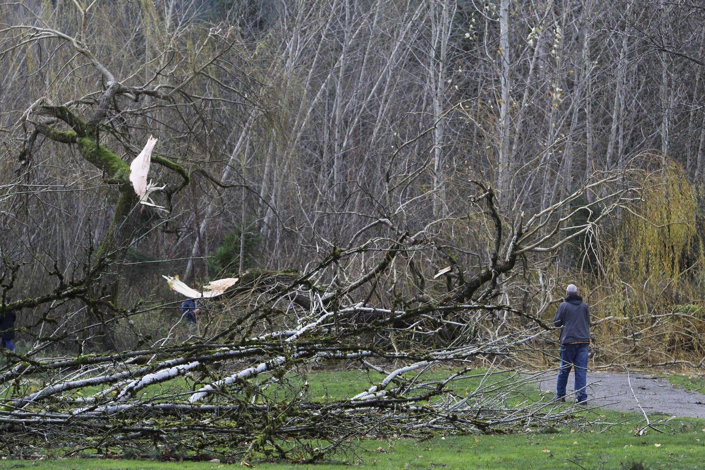 Atmospheric river and potential bomb cyclone will bring messy, dangerous weather to East Coast | iNFOnews.ca Atmospheric river and potential bomb cyclone will bring messy, dangerous weather to East Coast | iNFOnews.ca