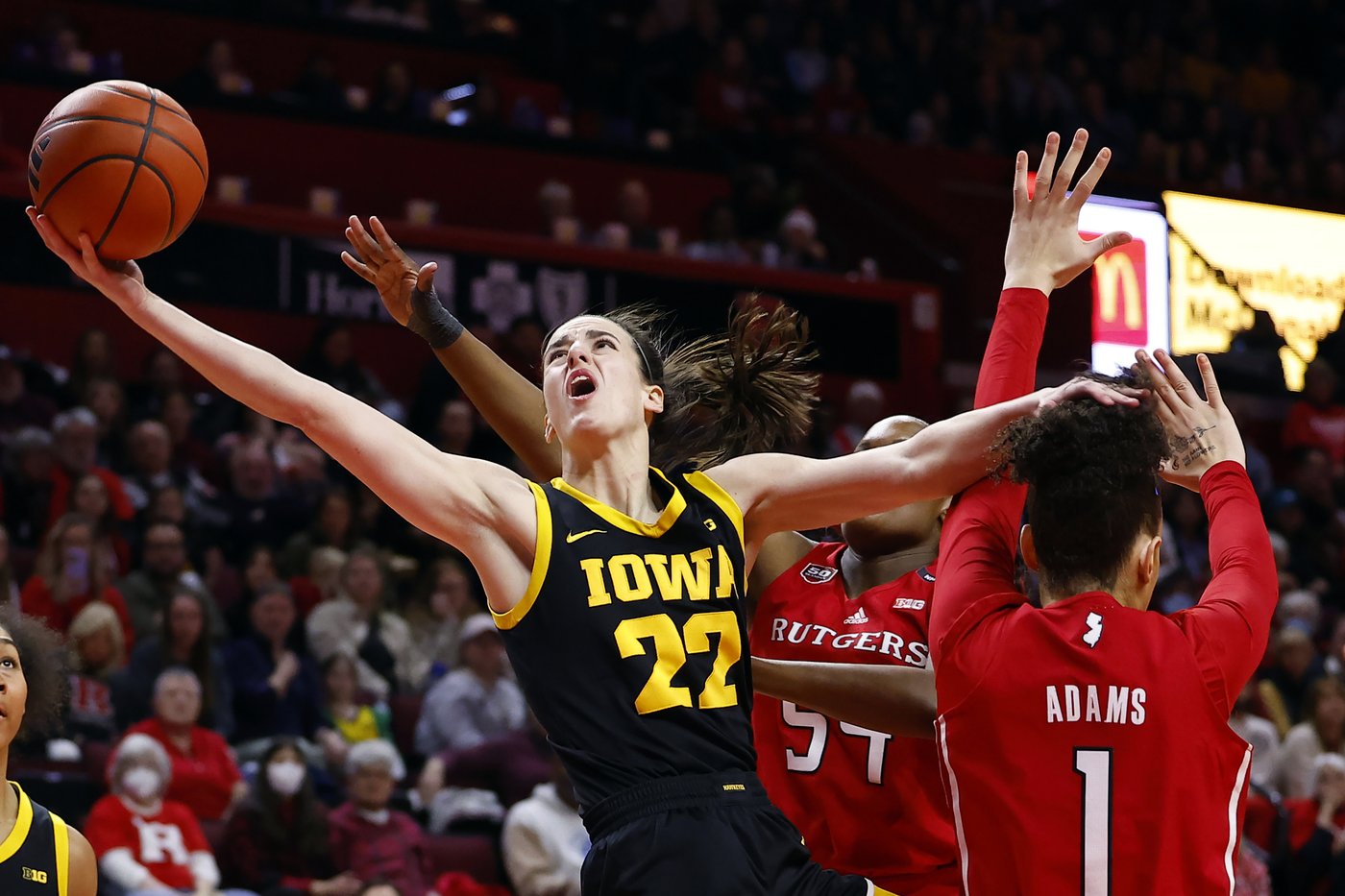 Caitlin Clark honored as AP Female Athlete of the Year following her impact on women's sports | iNFOnews.ca Caitlin Clark honored as AP Female Athlete of the Year following her impact on women's sports | iNFOnews.ca