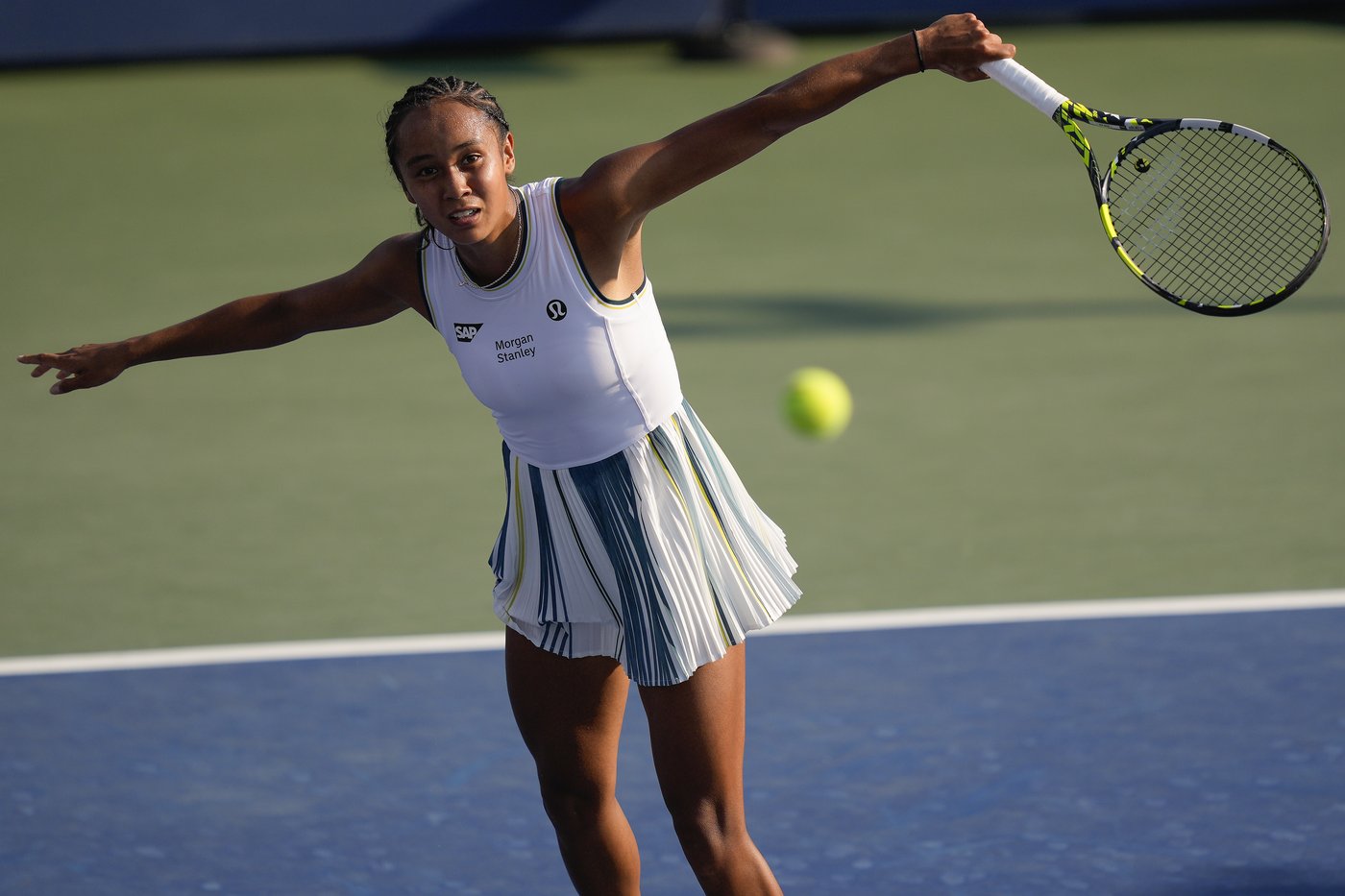 Canada's Fernandez, Andreescu through to quarterfinals at Toray Pan Pacific Open | iNFOnews.ca