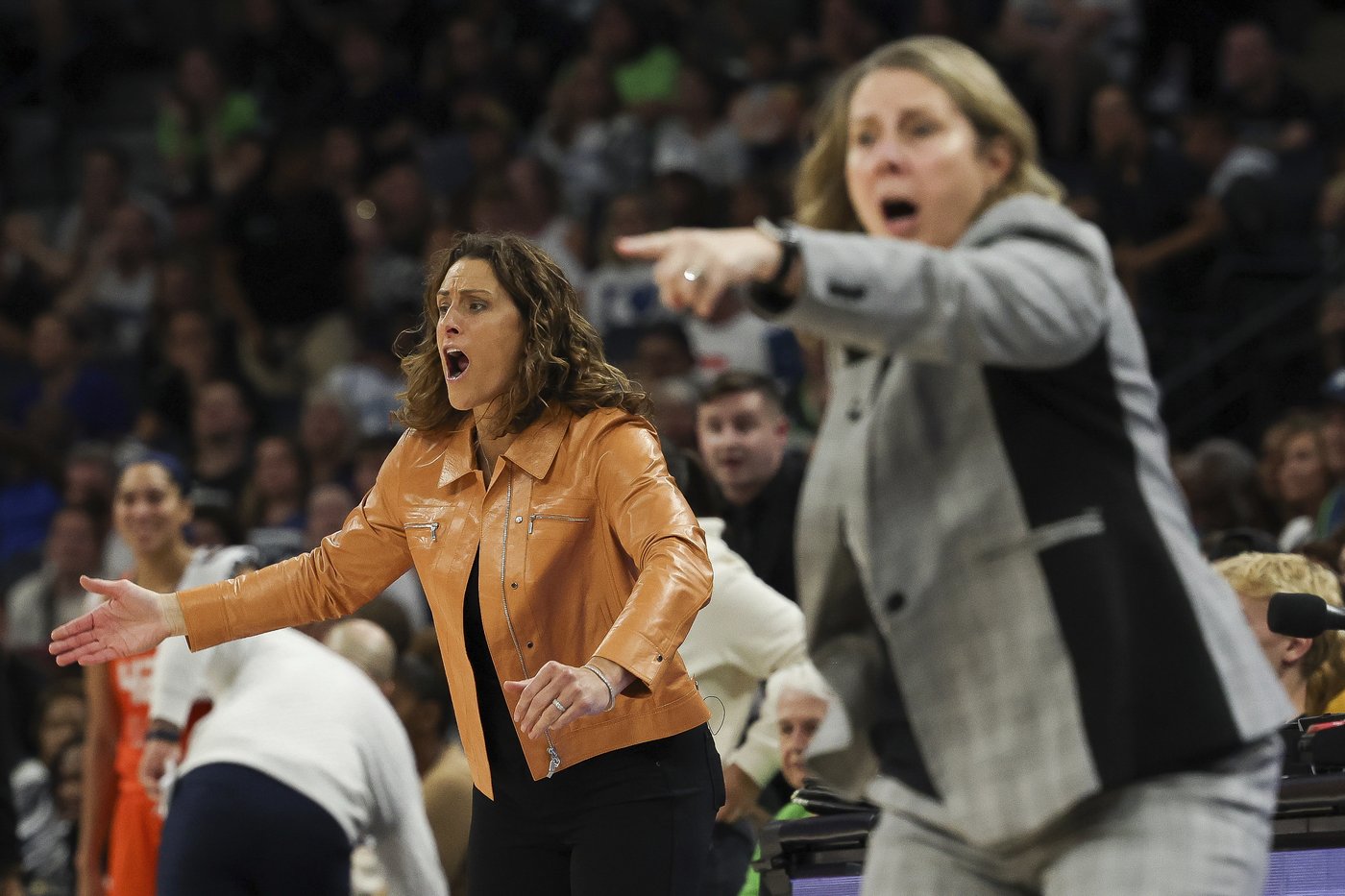 Marina Mabrey's six 3s lift Sun to 73-70 win over Lynx in Game 1 of WNBA playoffs semifinal | iNFOnews.ca Marina Mabrey's six 3s lift Sun to 73-70 win over Lynx in Game 1 of WNBA playoffs semifinal | iNFOnews.ca
