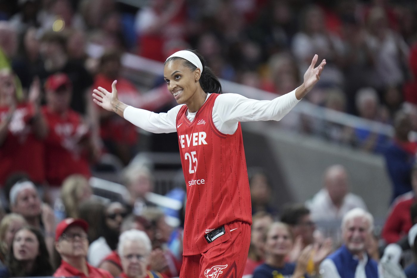 DeWanna Bonner says 'the fit did not work' with Fever, who have waived the 6-time All-Star | iNFOnews.ca