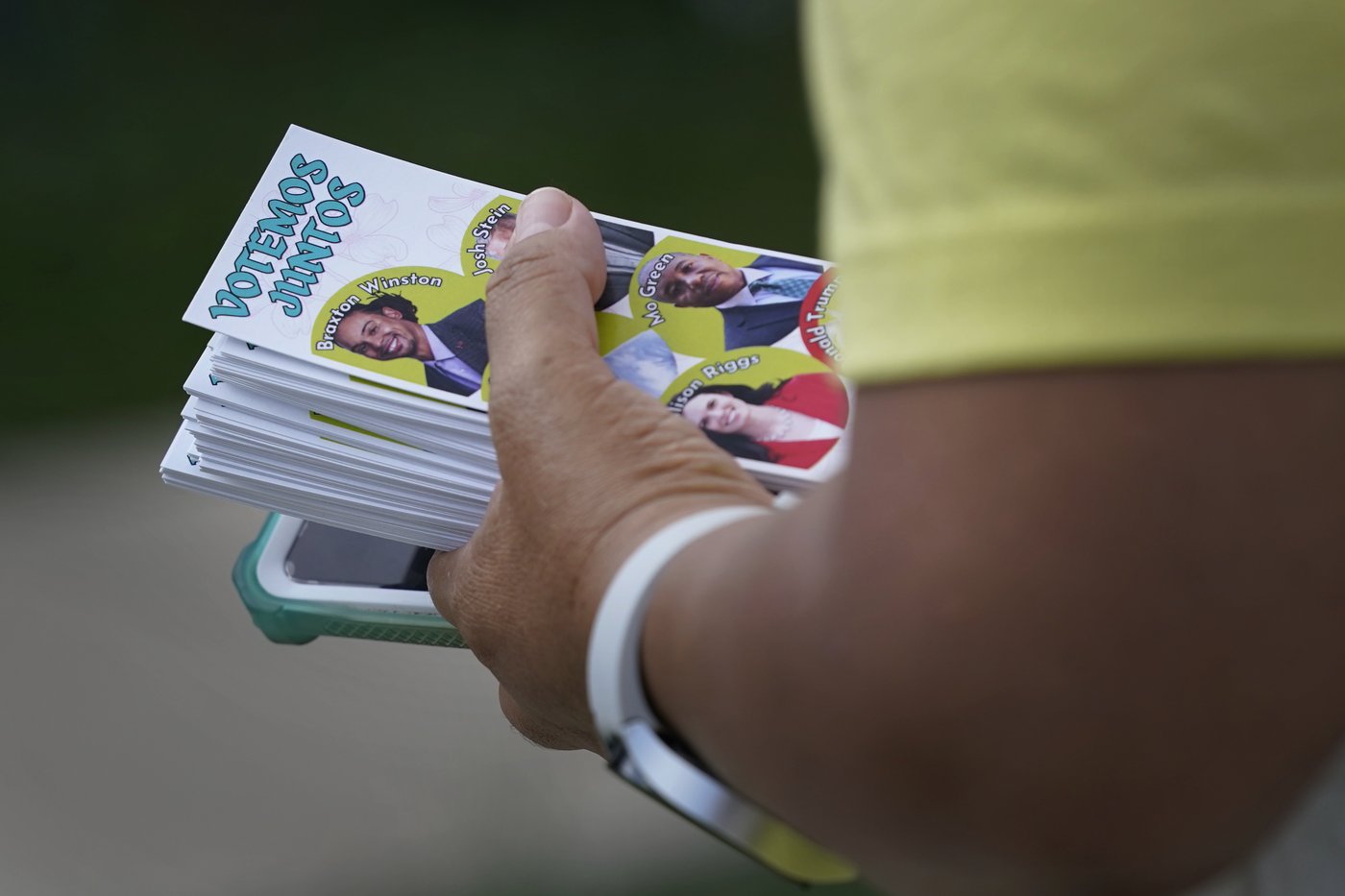 Voting groups that got a boost from Harris' candidacy are still working to persuade voters of color | iNFOnews.ca Voting groups that got a boost from Harris' candidacy are still working to persuade voters of color | iNFOnews.ca