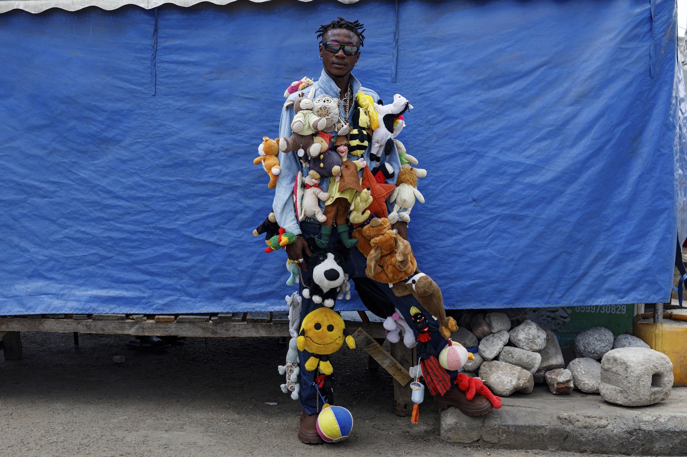 As fast fashion's waste pollutes Africa's environment, designers in Ghana are finding a solution | iNFOnews.ca As fast fashion's waste pollutes Africa's environment, designers in Ghana are finding a solution | iNFOnews.ca