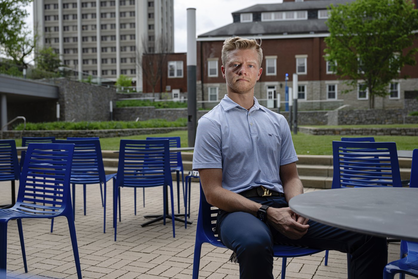 A crackdown on diversity programs is reshaping college graduation ceremonies | iNFOnews.ca