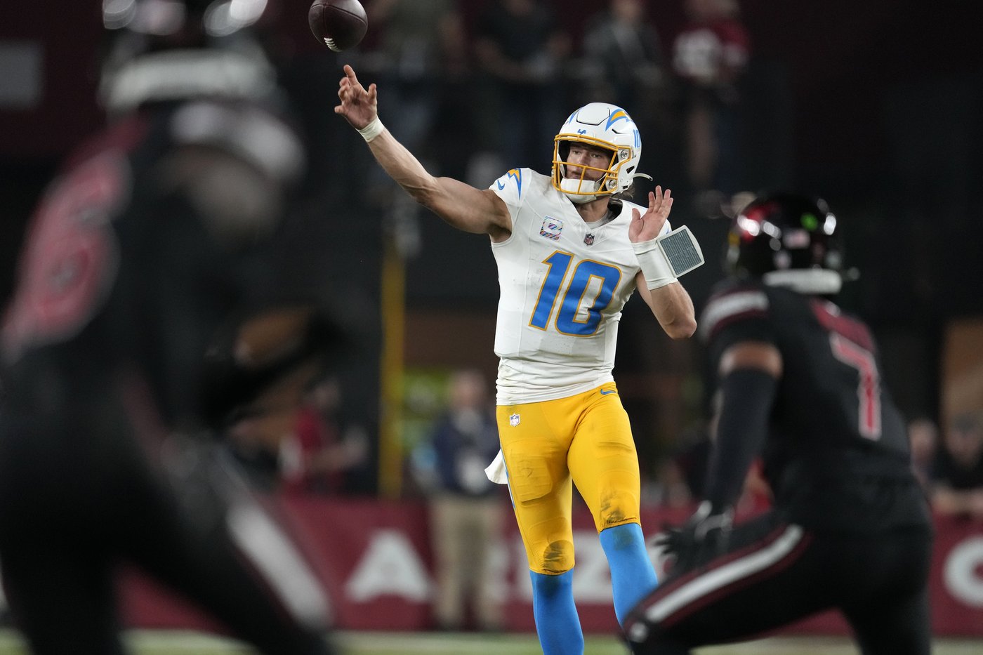 Chargers rue missed opportunities in disappointing 17-15 loss to Cardinals | iNFOnews.ca