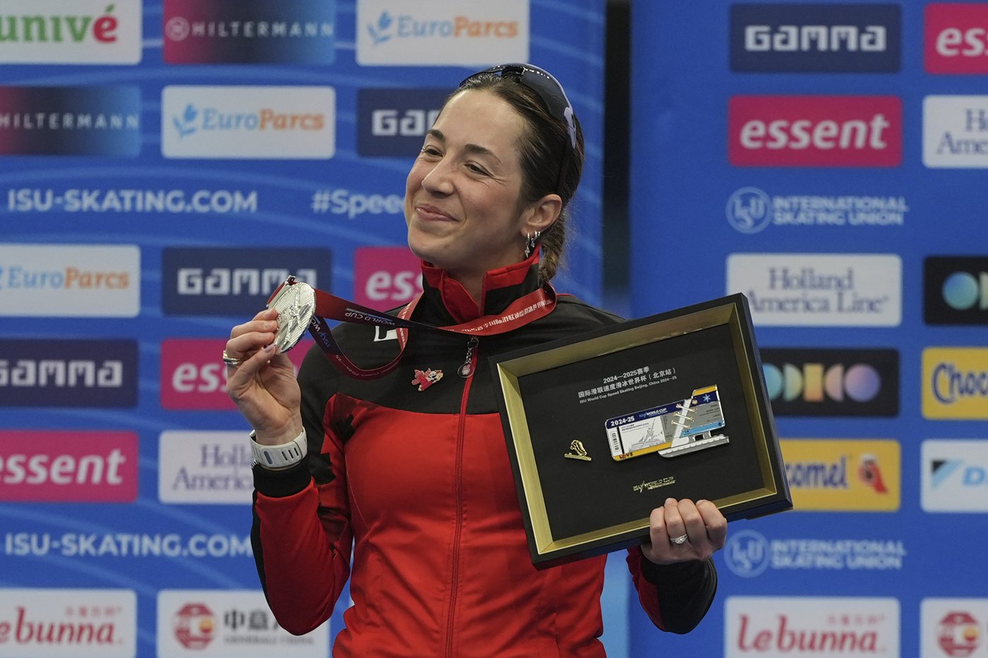 Canadian long-track speedskater Valerie Maltais takes silver in Beijing | iNFOnews.ca