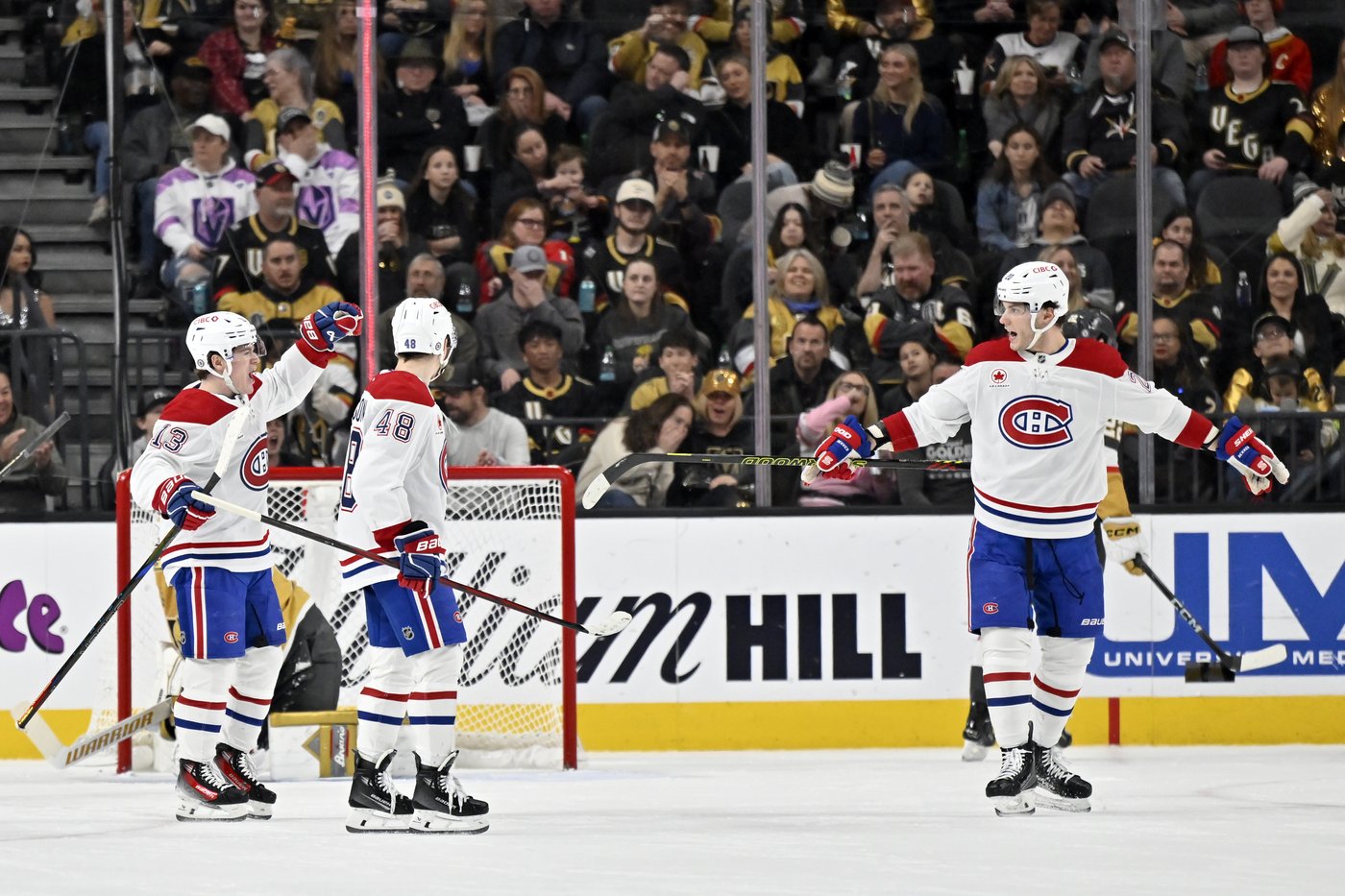 Dach's goal midway through 3rd period rallies Canadiens to 3-2 win over the Golden Knights | iNFOnews.ca Dach's goal midway through 3rd period rallies Canadiens to 3-2 win over the Golden Knights | iNFOnews.ca