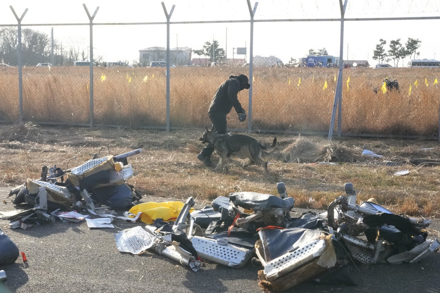 South Korea to inspect Boeing aircraft as it struggles to find cause of plane crash that killed 179 | iNFOnews.ca South Korea to inspect Boeing aircraft as it struggles to find cause of plane crash that killed 179 | iNFOnews.ca