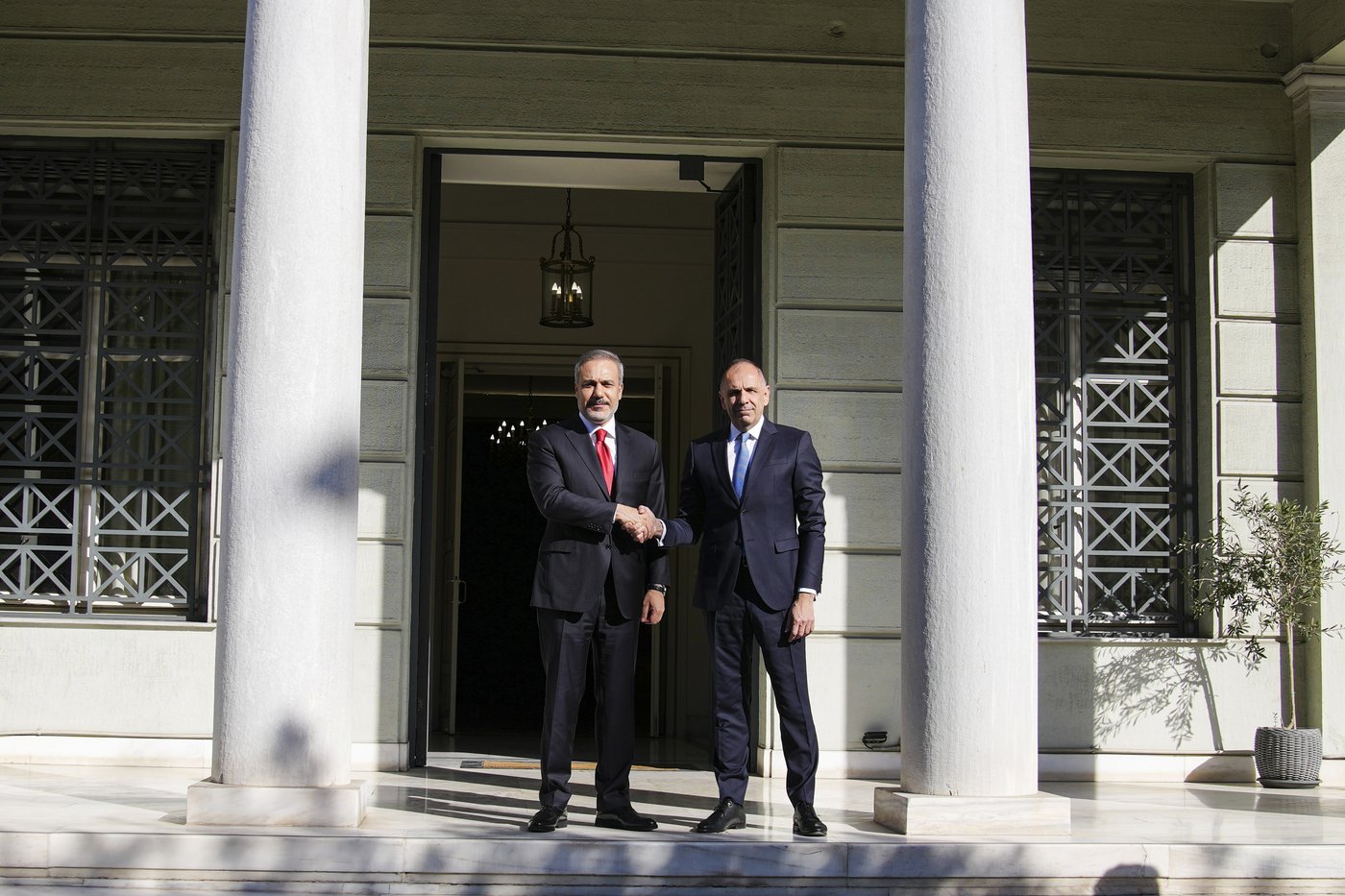Turkey's foreign minister visits Athens to help mend ties between the regional rivals | iNFOnews.ca Turkey's foreign minister visits Athens to help mend ties between the regional rivals | iNFOnews.ca