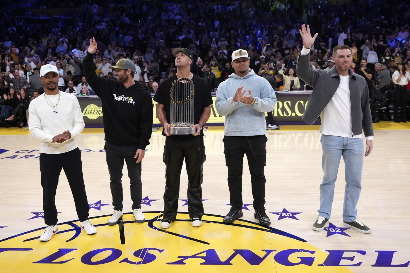 LeBron has his 114th triple-double in the Lakers' 116-106 win over the slumping 76ers | iNFOnews.ca LeBron has his 114th triple-double in the Lakers' 116-106 win over the slumping 76ers | iNFOnews.ca