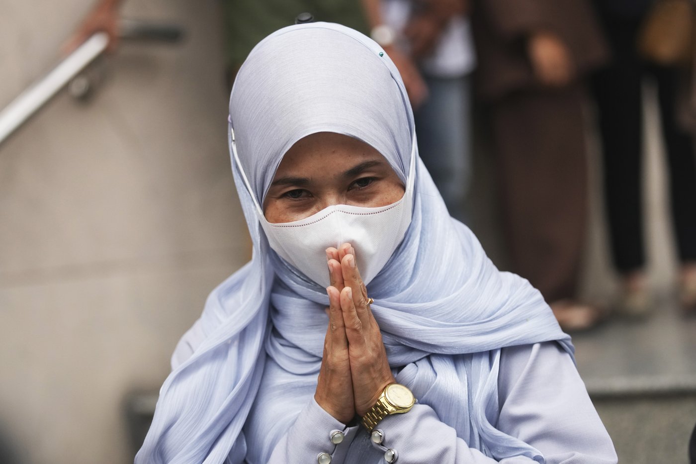 Court drops all charges against a Thai woman in a 2015 bombing at a Bangkok shrine that killed 20 | iNFOnews.ca