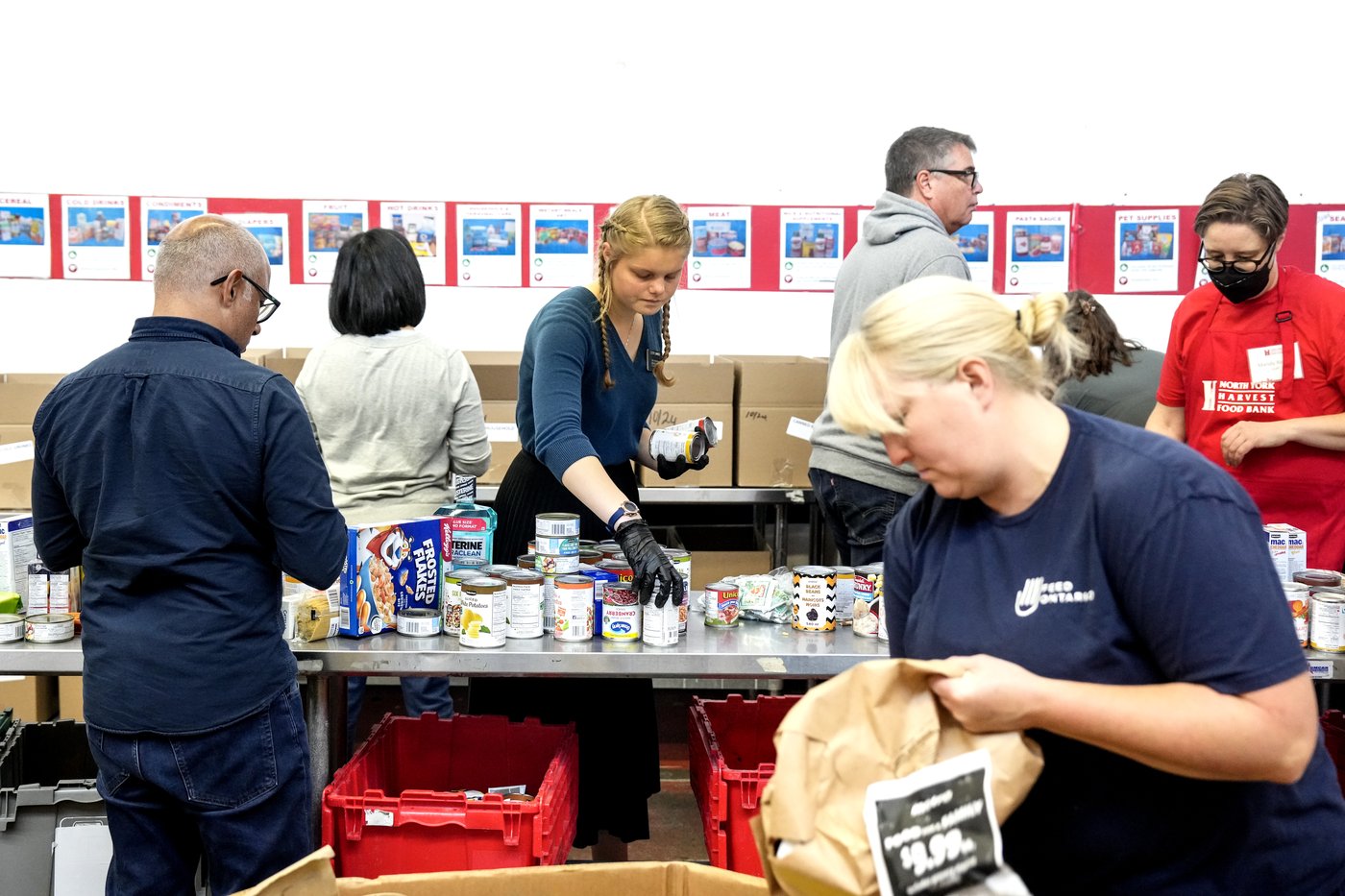 Food Banks Canada says food insecurity is up but there's small cause for hope | iNFOnews.ca Food Banks Canada says food insecurity is up but there's small cause for hope | iNFOnews.ca