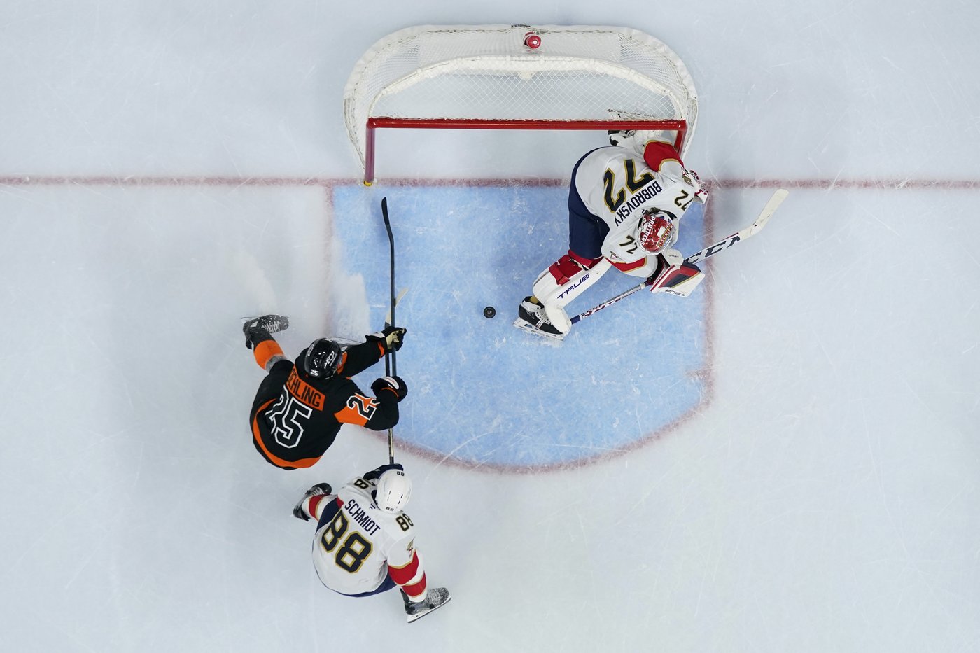 Flyers rally to beat Panthers 4-3 | iNFOnews.ca Flyers rally to beat Panthers 4-3 | iNFOnews.ca