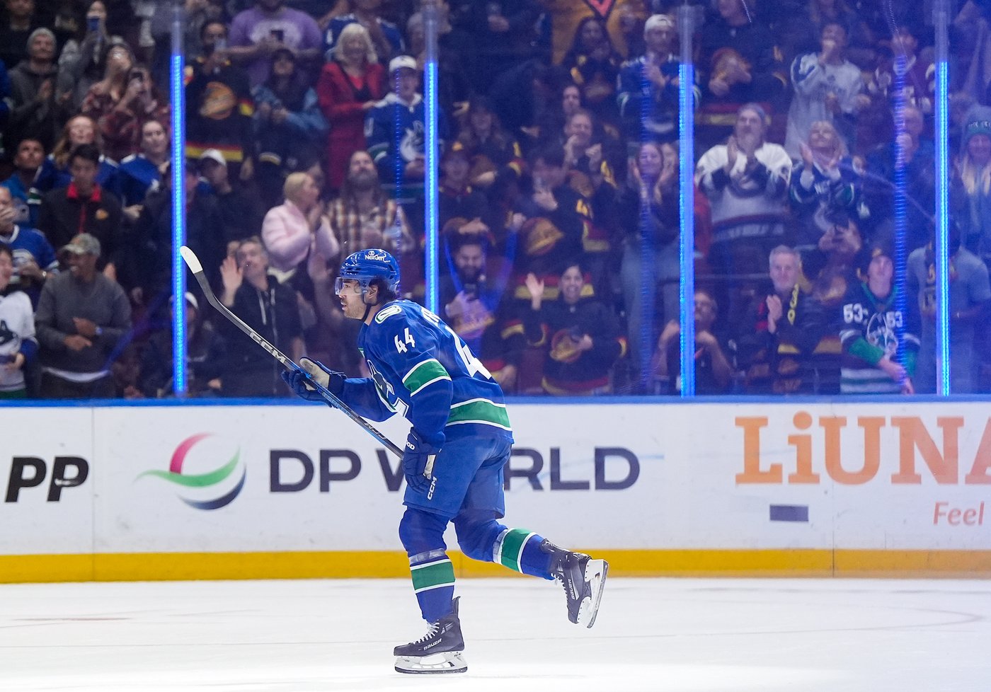 Penalty kill potent, power play struggling early for Vancouver Canucks | iNFOnews.ca