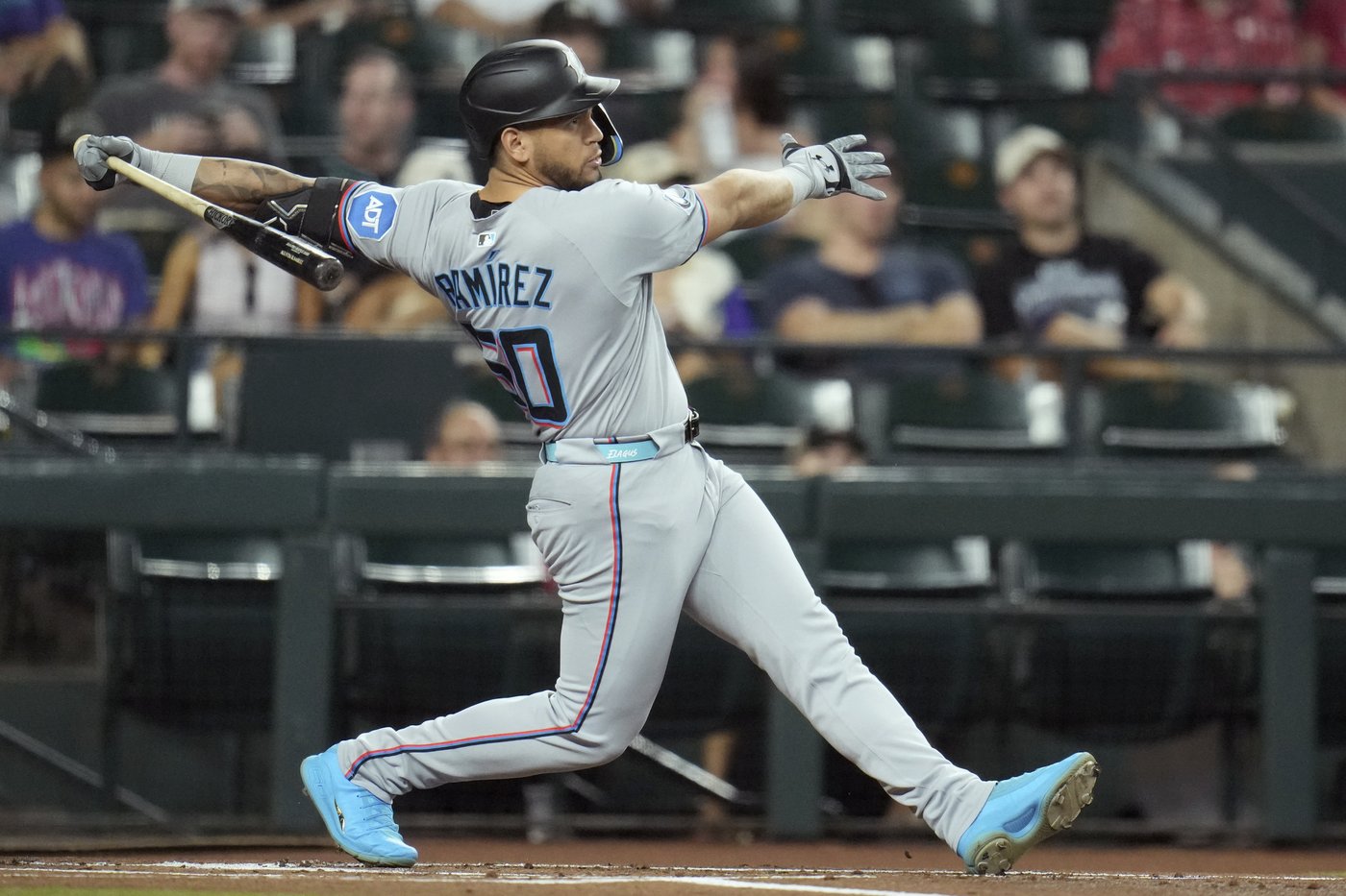 Marlins use 8th-inning rally to beat Diamondbacks 6-4, win 7th straight game | iNFOnews.ca