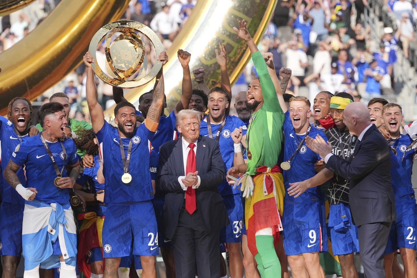 Chelsea beats PSG 3-0 for Club World Cup title as Palmer scores twice and sets up third goal | iNFOnews.ca Chelsea beats PSG 3-0 for Club World Cup title as Palmer scores twice and sets up third goal | iNFOnews.ca