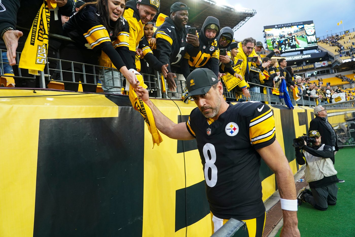 Common ground: NFL teams link up with Bundesliga soccer clubs and both sides look to score | iNFOnews.ca Common ground: NFL teams link up with Bundesliga soccer clubs and both sides look to score | iNFOnews.ca