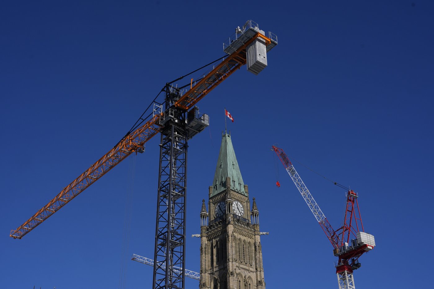 Carney taking a 'gamble' with large deficit in fall budget: Desjardins economist | iNFOnews.ca Carney taking a 'gamble' with large deficit in fall budget: Desjardins economist | iNFOnews.ca