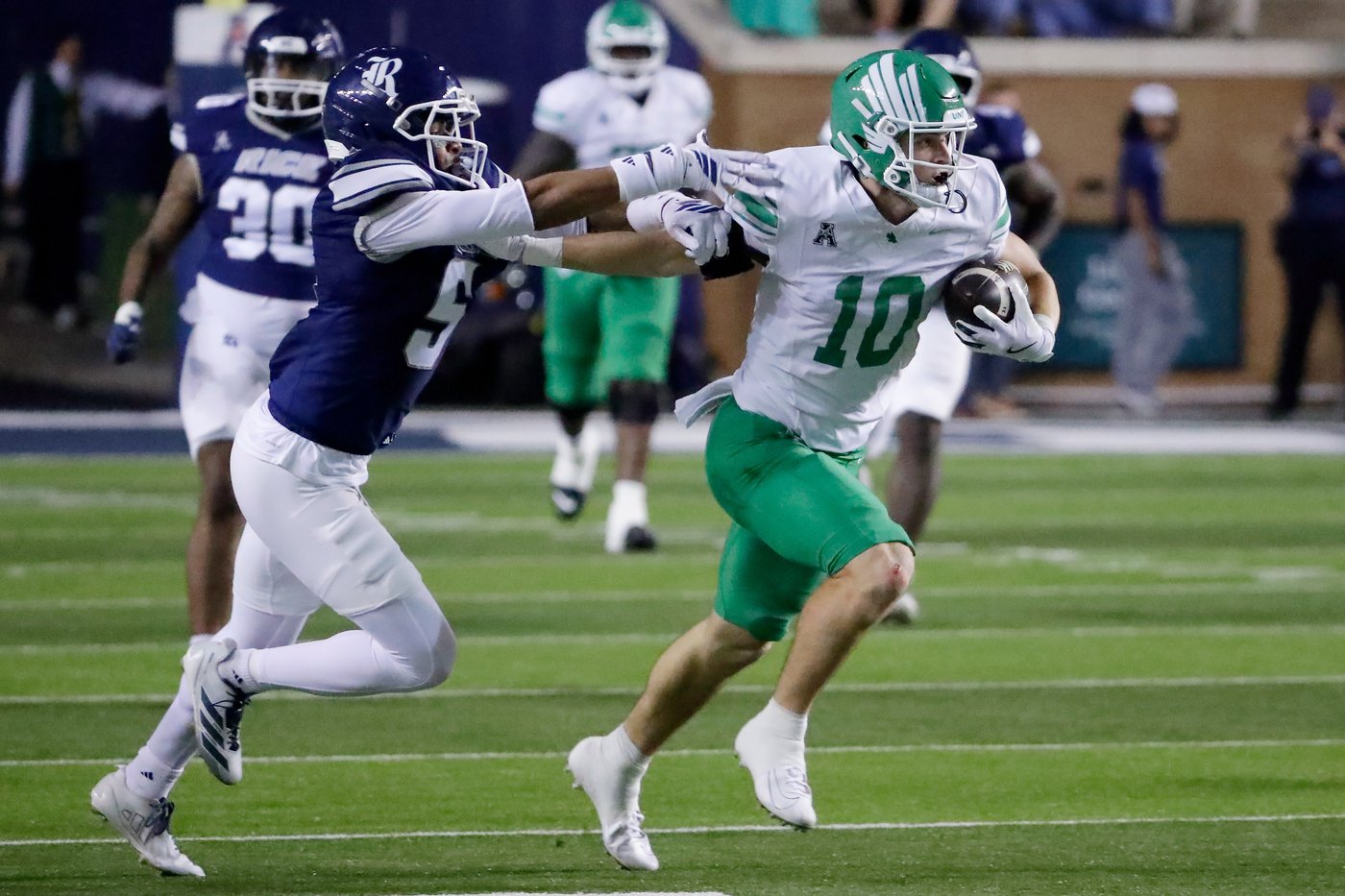 No. 22 North Texas beats Rice 56-24 behind huge passing attack led by Mestemaker and Young | iNFOnews.ca No. 22 North Texas beats Rice 56-24 behind huge passing attack led by Mestemaker and Young | iNFOnews.ca