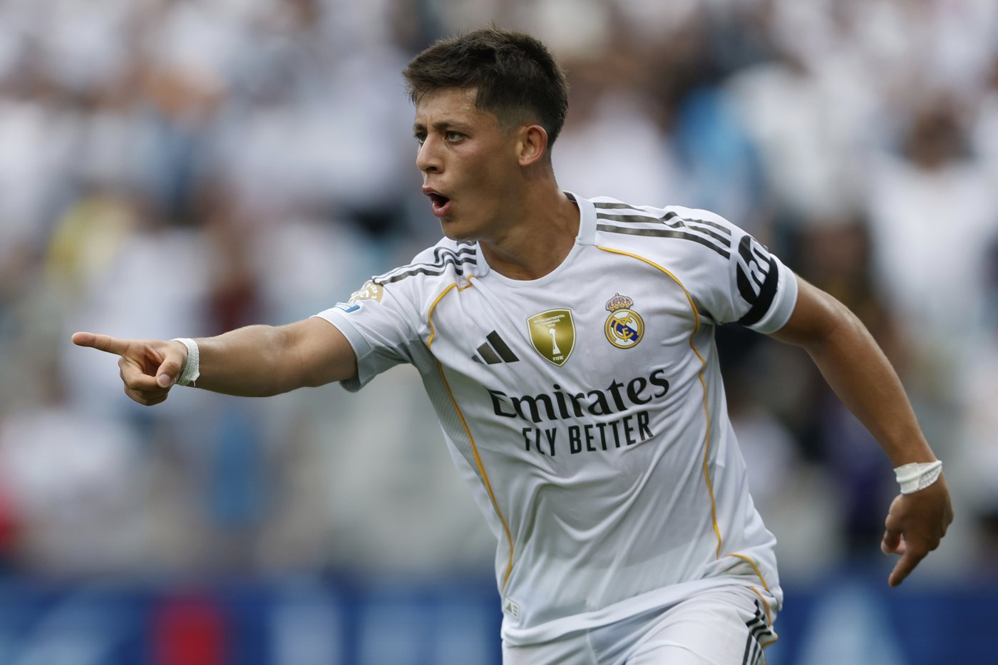 Real Madrid beats Pachuca 3-1 in Club World Cup while playing most of the match with 10 men | iNFOnews.ca Real Madrid beats Pachuca 3-1 in Club World Cup while playing most of the match with 10 men | iNFOnews.ca