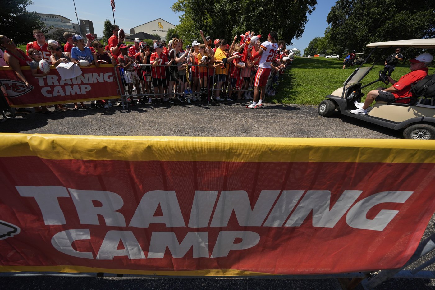 Chiefs' Marquise Brown among several players injured in sweltering training camp practice | iNFOnews.ca