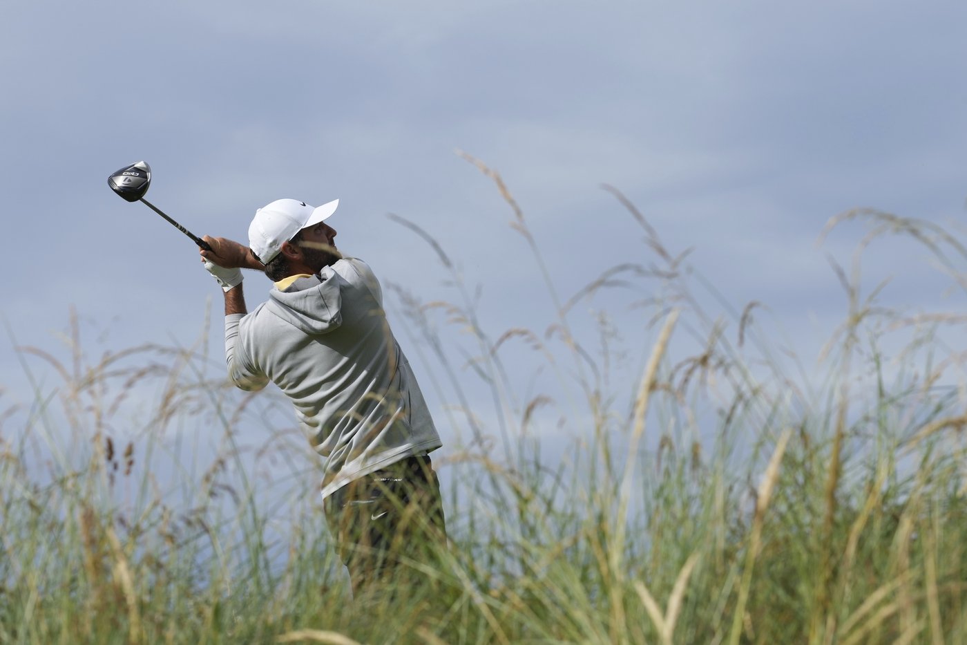 Scottie Scheffler with a 64 sets a daunting target at the British Open | iNFOnews.ca
