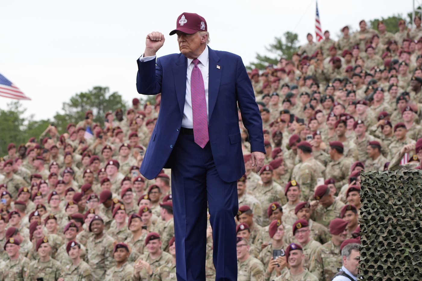 Trump’s recent moves risk politicizing the military, which has long strived to stay above politics | iNFOnews.ca