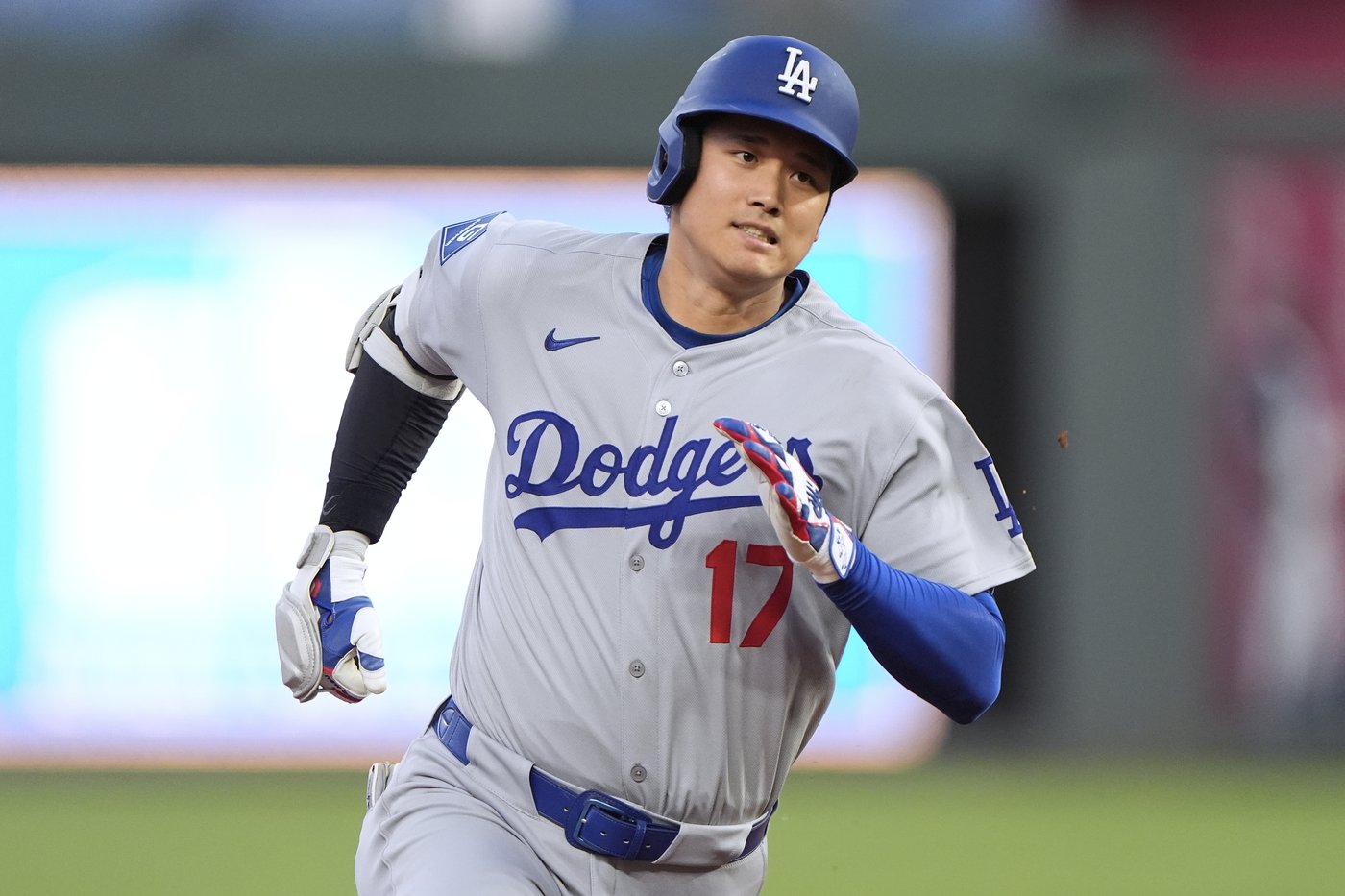 Ohtani hits 29th homer, adds RBI triple to lead Dodgers over Royals 5-4 | iNFOnews.ca Ohtani hits 29th homer, adds RBI triple to lead Dodgers over Royals 5-4 | iNFOnews.ca