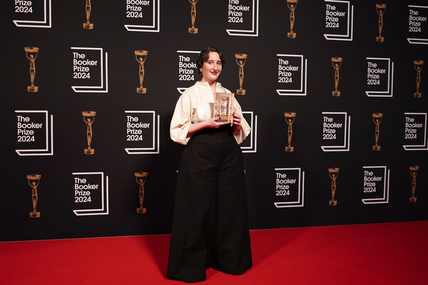 British writer Samantha Harvey’s space-station novel 'Orbital' wins the Booker Prize for fiction | iNFOnews.ca British writer Samantha Harvey’s space-station novel 'Orbital' wins the Booker Prize for fiction | iNFOnews.ca