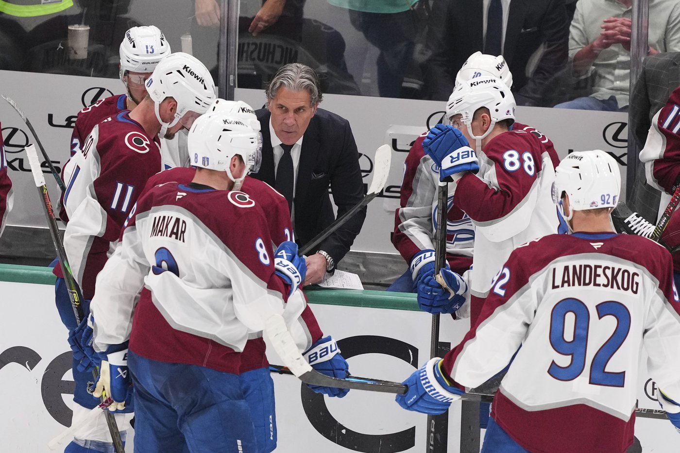 Coach Jared Bednar receives vote of confidence after Avalanche ousted in early rounds again | iNFOnews.ca