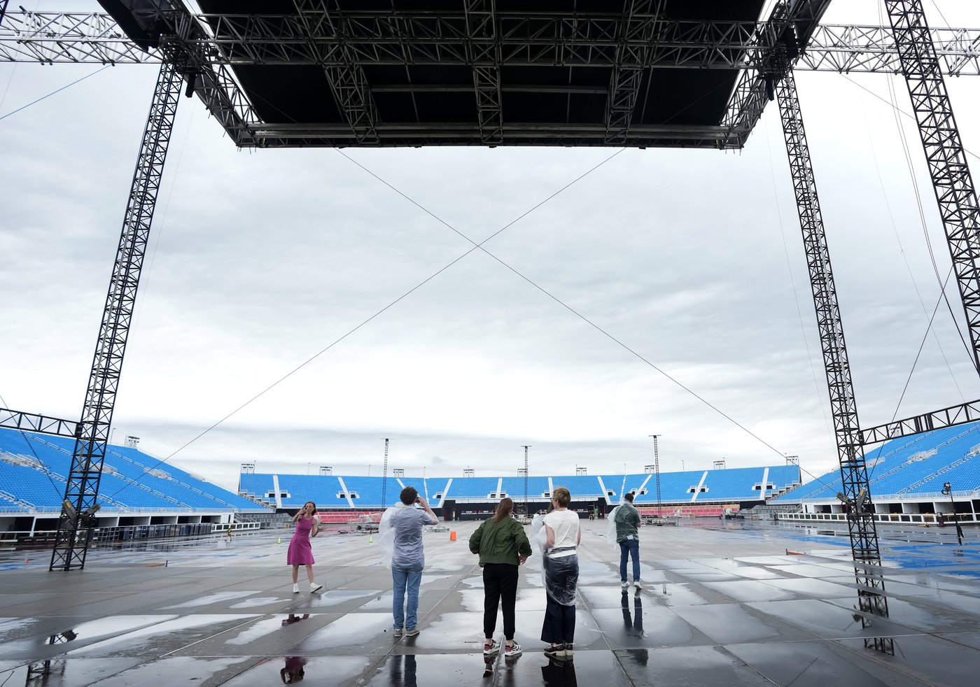 From free transit to a fan zone ferris wheel: a sneak peek at Toronto's Rogers Stadium ahead of 1st show | iNFOnews.ca