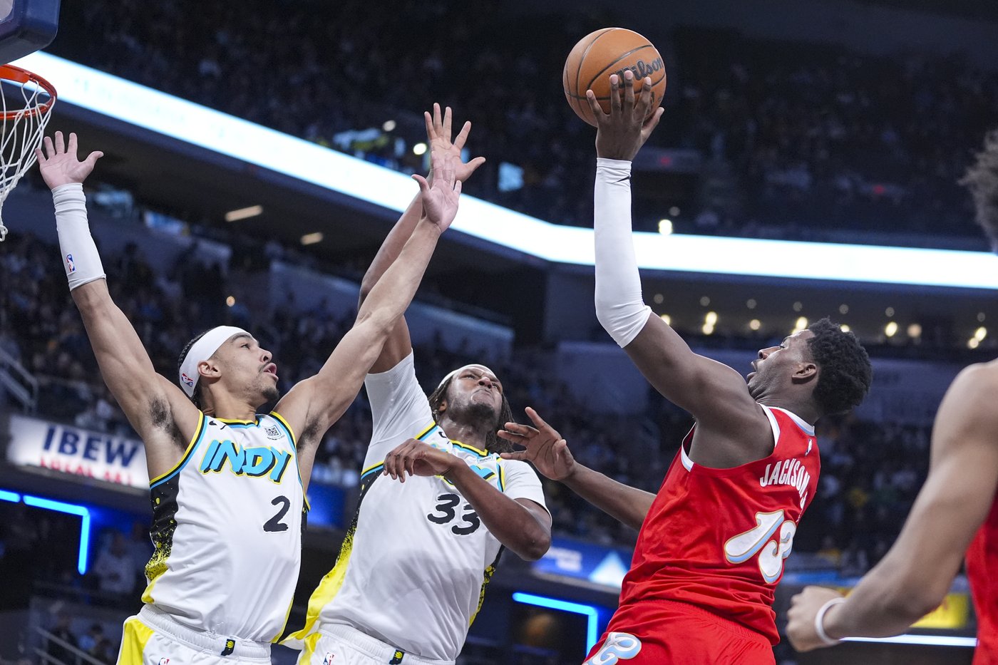 Pacers overcome slow start with 50-point 2nd quarter and pull away from Grizzlies 127-113 | iNFOnews.ca