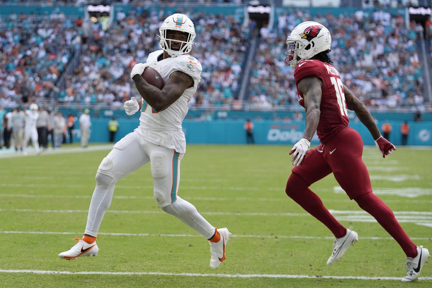 Kyler Murray rallies Cardinals to 28-27 win over Dolphins in Tua Tagovailoa's return | iNFOnews.ca